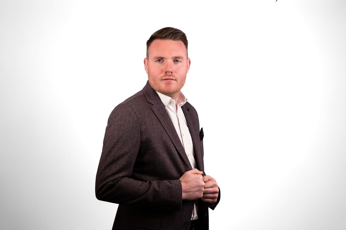 Nicolas Van Den Bossche, Agent immobilier agréé IPI 511.510 · V-Immo